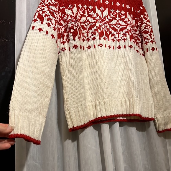 St John’s Bay 100% acrylic winter sweater! Winter white and red with sequins! - Picture 3 of 4